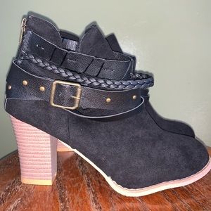 Black Ankle Bootie